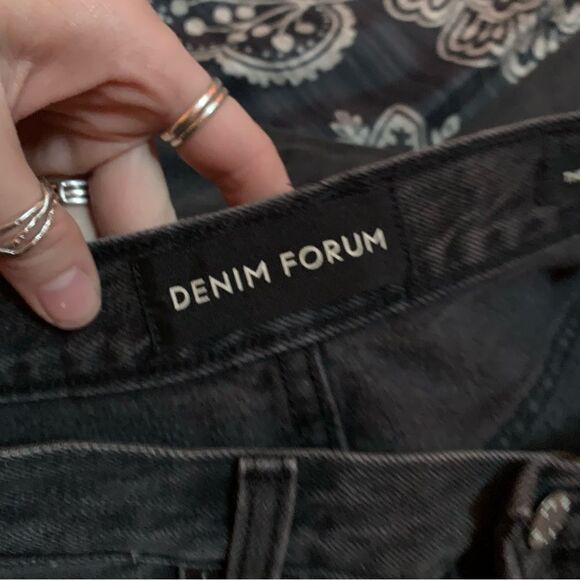 ARITZIA Denim Forum The Nina Stovepipe Jeans 23 - Picture 2 of 6